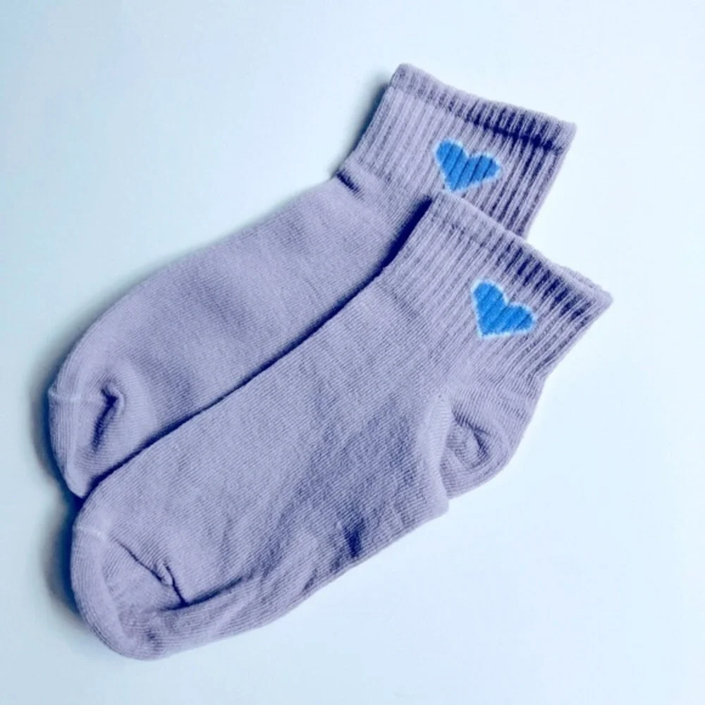 🍒 5/$25 🍒 Women's Ankle Crew Socks with Hearts Tan & Blue